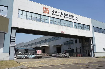 รถโดยสารไฟฟ้ากำลังมุ่งหน้าสู่อนาคต: นวัตกรรมทางเทคโนโลยีขับเคลื่อนการเดินทางสีเขียวในเมือง